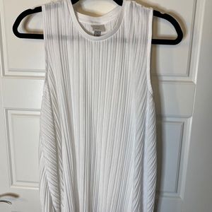 Short sleeve flowy blouse
